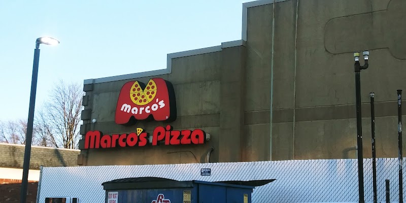 Marcos Pizza image 2
