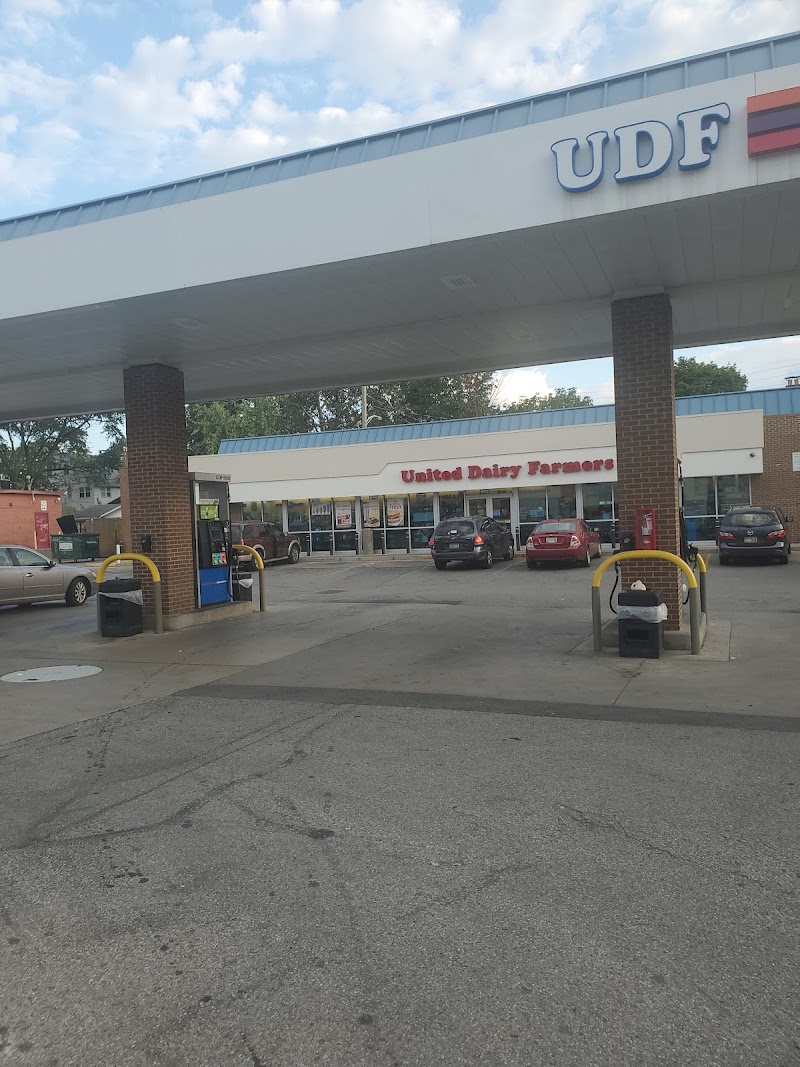 UDF Gas Station image 1